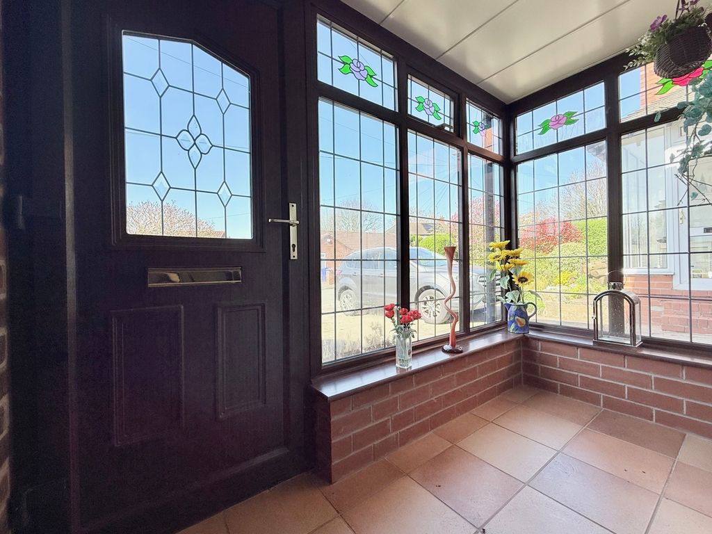 Property photo 3 of 37