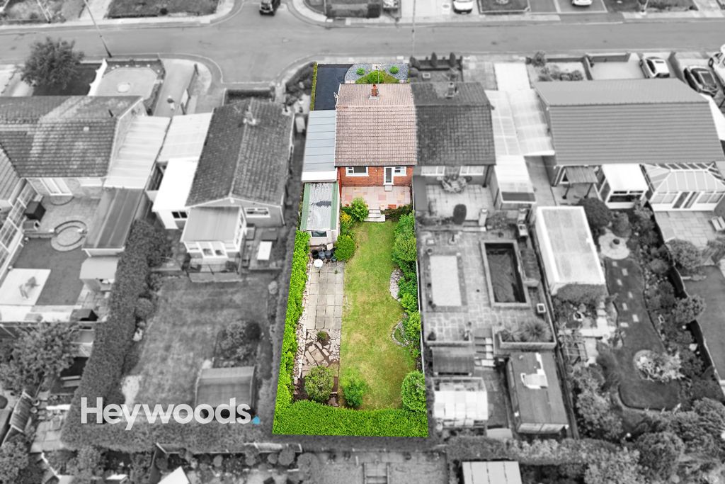 Property photo 2 of 33 Dji_20250606122304_0014_D