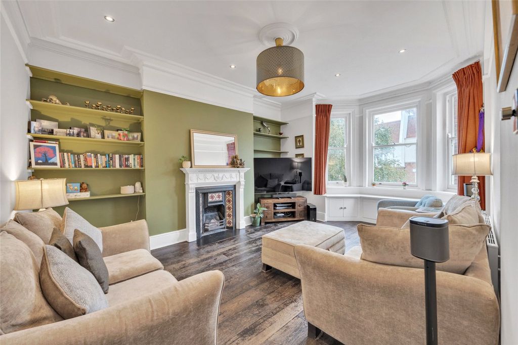 Property photo 1 of 16 Picture No. 05