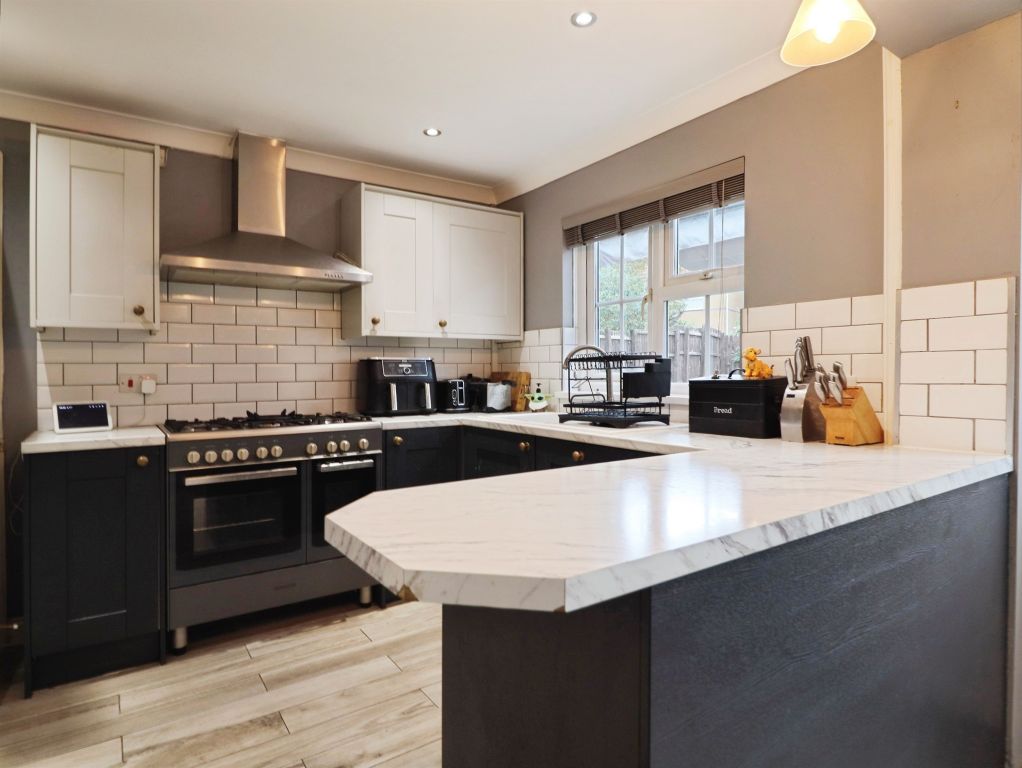 Property photo 2 of 24