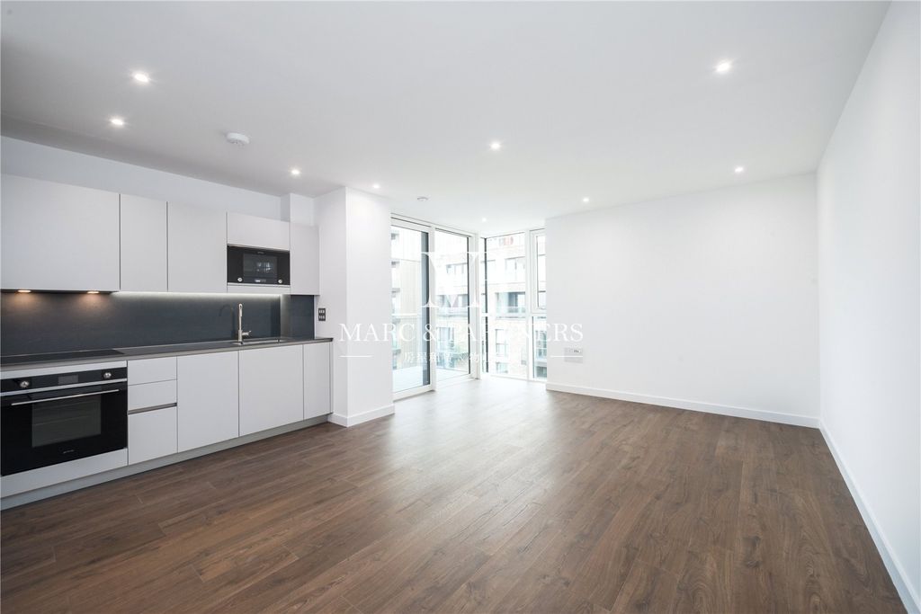 Property photo 2 of 13 Picture No. 04