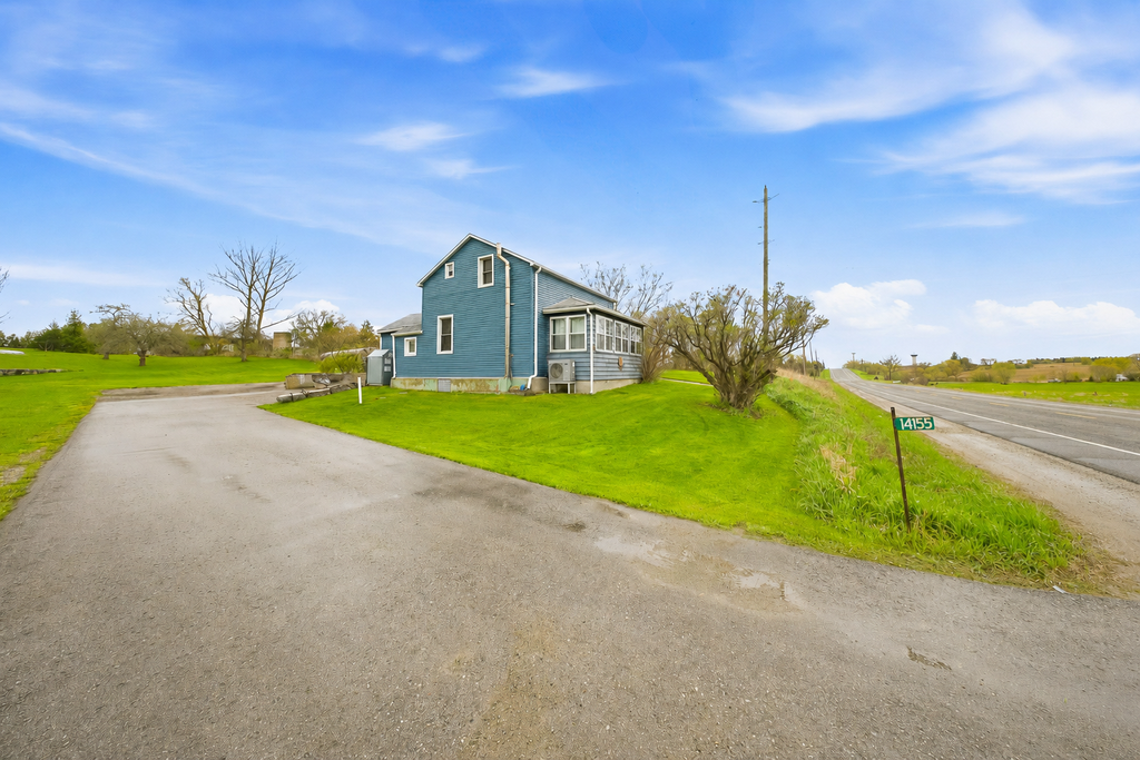 Property photo 2 of 13