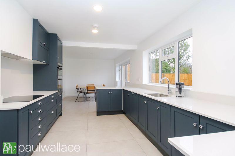 Property photo 2 of 18 Kitchen / Diner