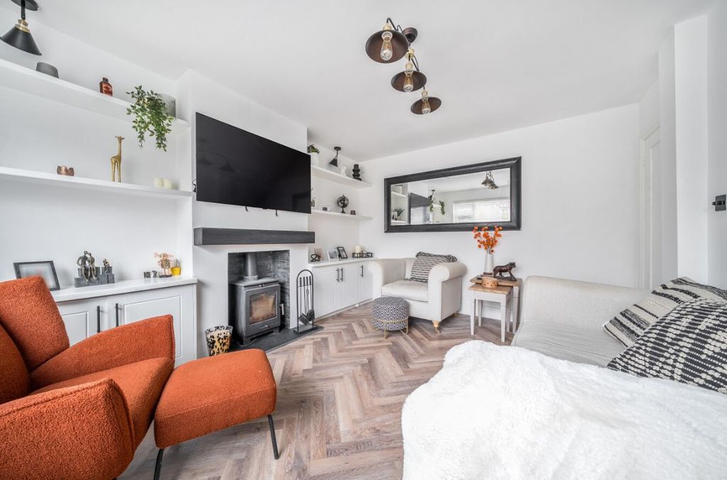 Property photo 1 of 23