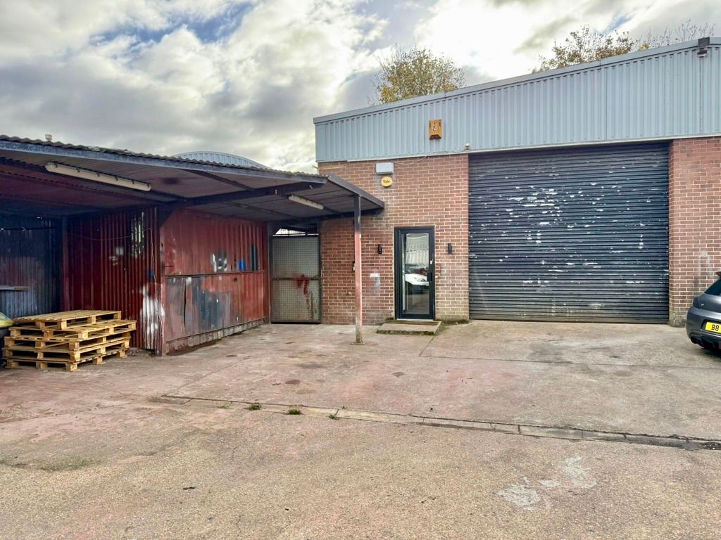 Property photo 1 of 10 Photo 2