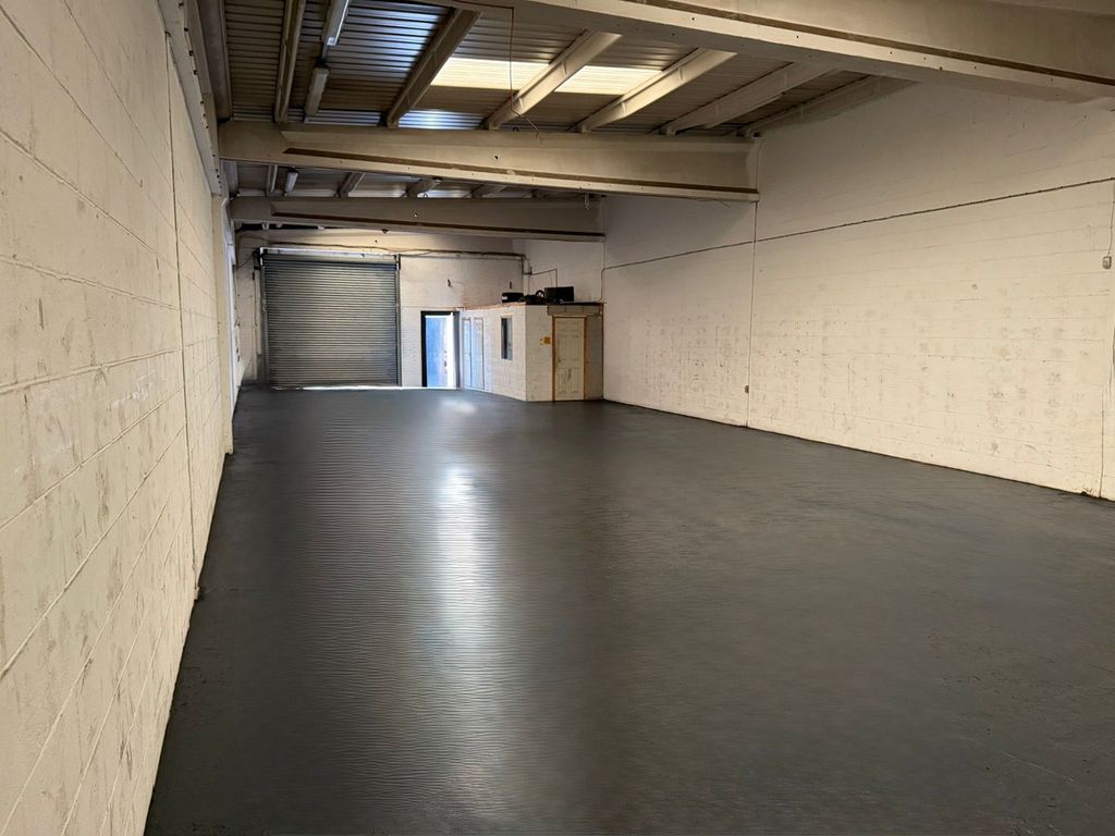 Property photo 2 of 3