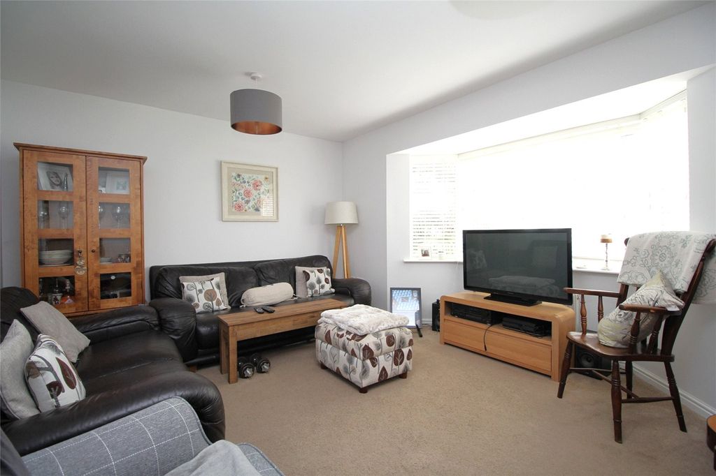 Property photo 2 of 8 Living Room