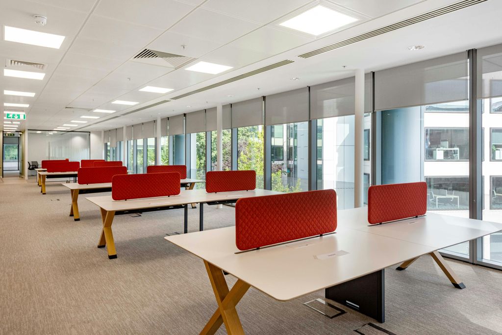 Property photo 3 of 17 The Blade, Reading (47 Of 68).Jpg