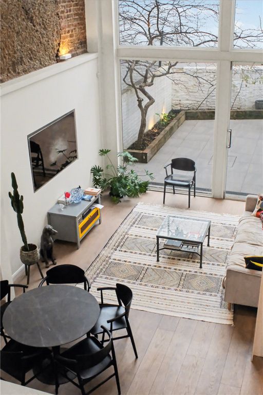 Property photo 3 of 29 Picture No. 63