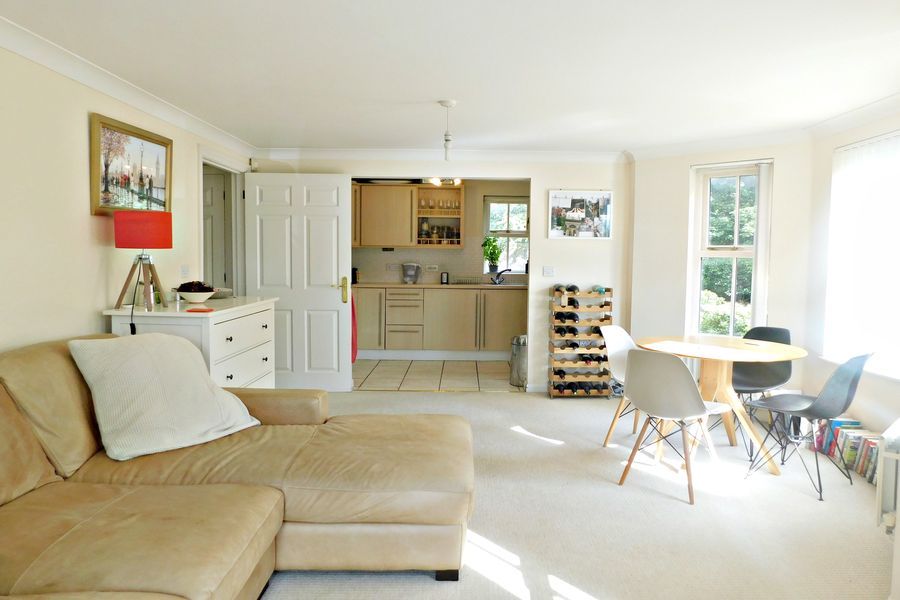 Property photo 3 of 10 3.Jpg