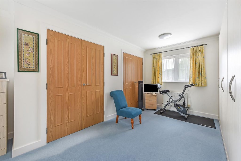 Additional image 13 of 3 bed property for saleHook Court, Bramshott Place, Liphook GU30