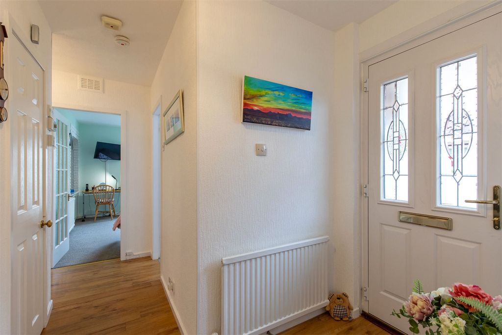 Property photo 2 of 23 Picture No. 05