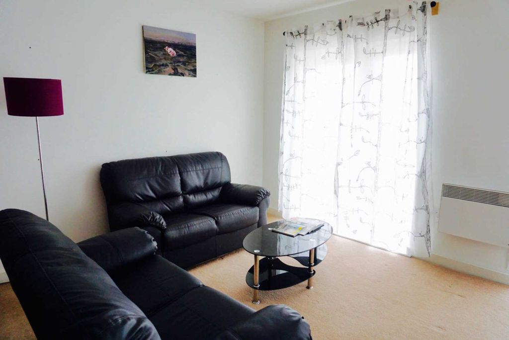 Property photo 3 of 15