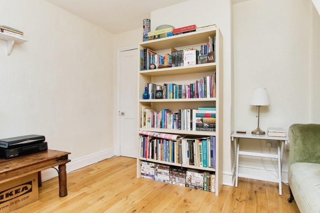 Additional image 6 of 2 bed property to rentGeorge Street, Ryde PO33