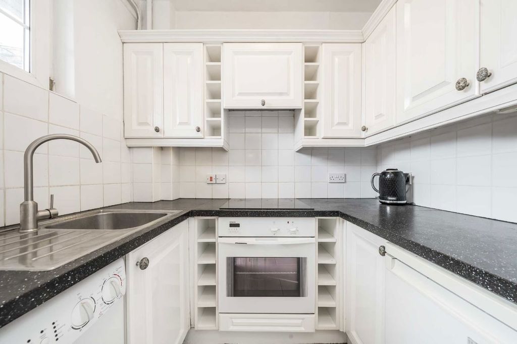 Property photo 2 of 3