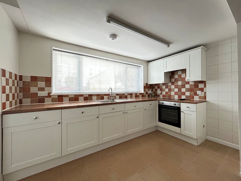 Property photo 2 of 8 Picture 2