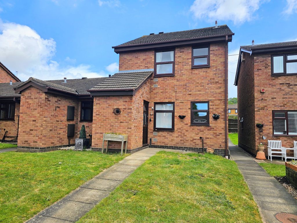 Property photo 1 of 12