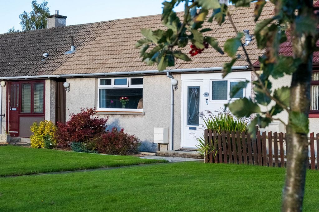 Property photo 1 of 19