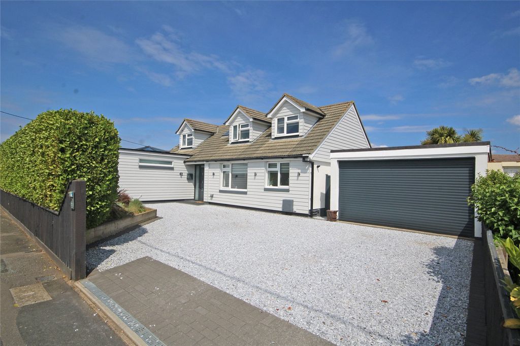 Property photo 1 of 17 Picture No. 01
