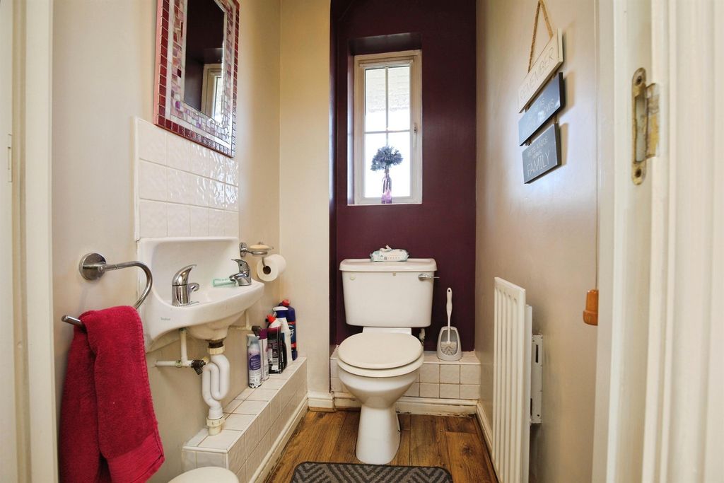 Property photo 3 of 15