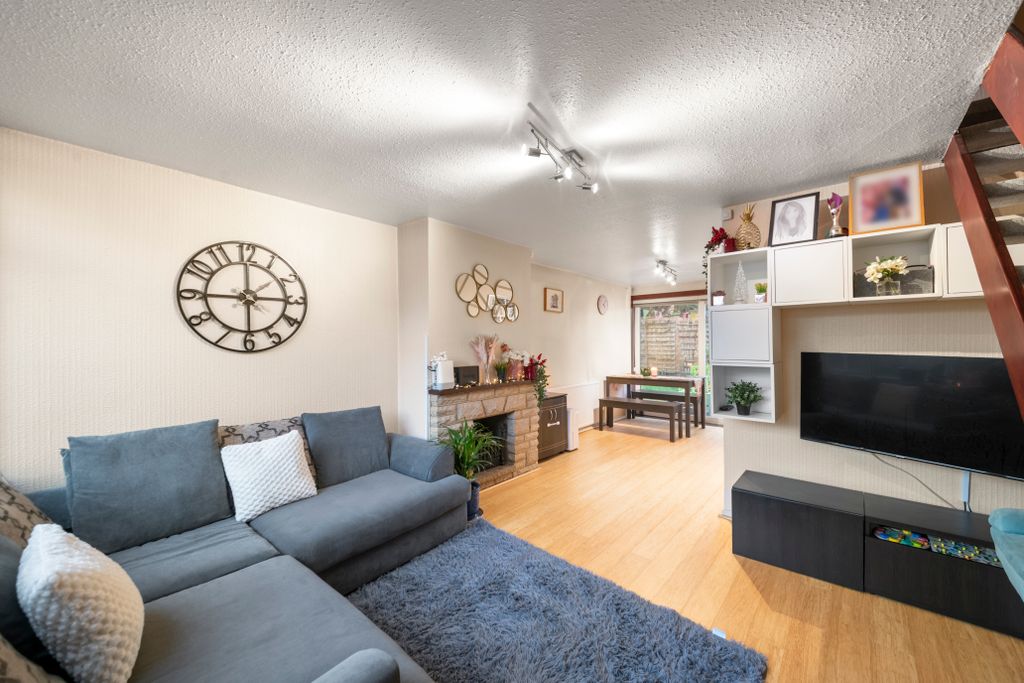 Property photo 1 of 16 Dsc_5654