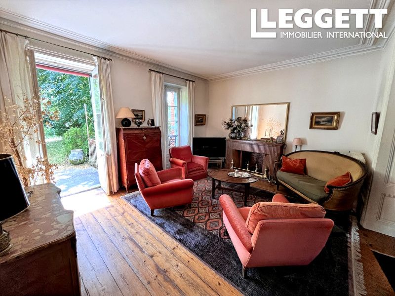 Property photo 3 of 10