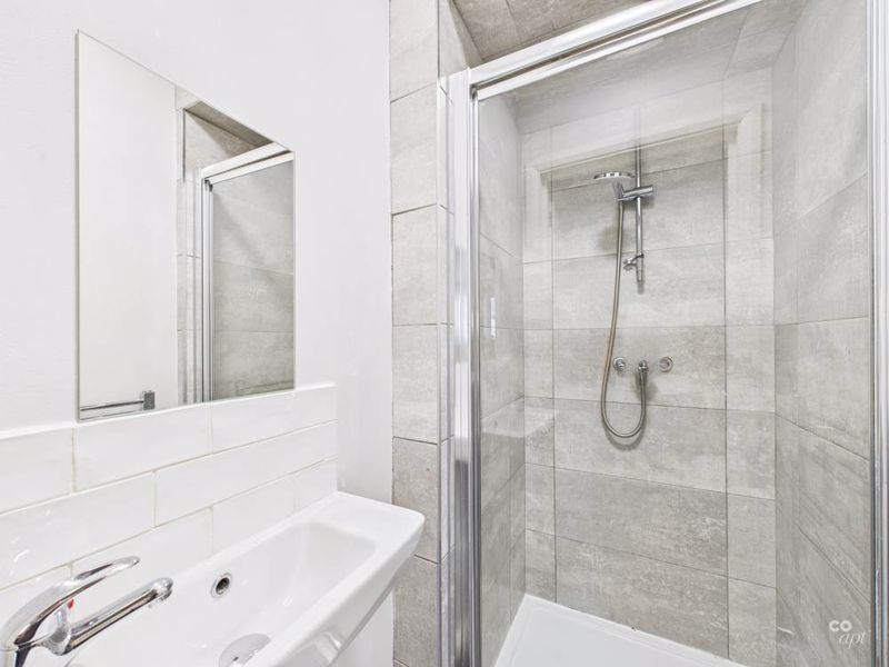 Property photo 3 of 14 Photo 13