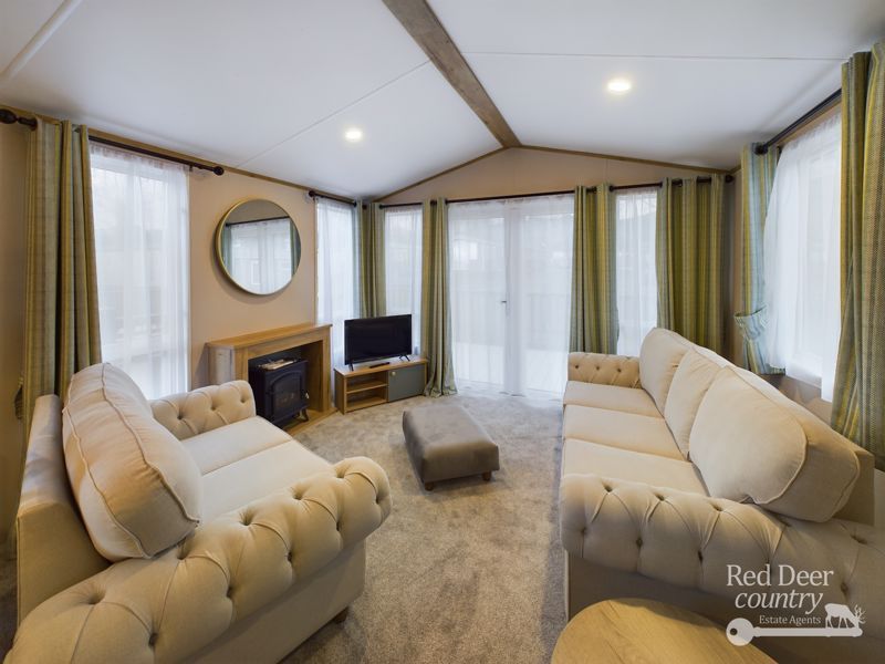 Property photo 3 of 10 Sitting Room