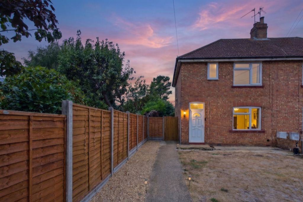 Property photo 1 of 14 Book Now To See This Beautiful Home