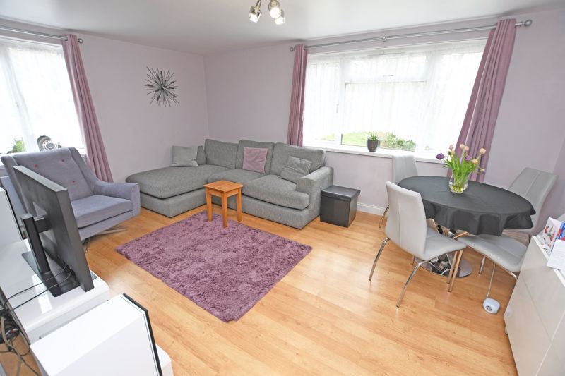 Property photo 3 of 16 Photo 12