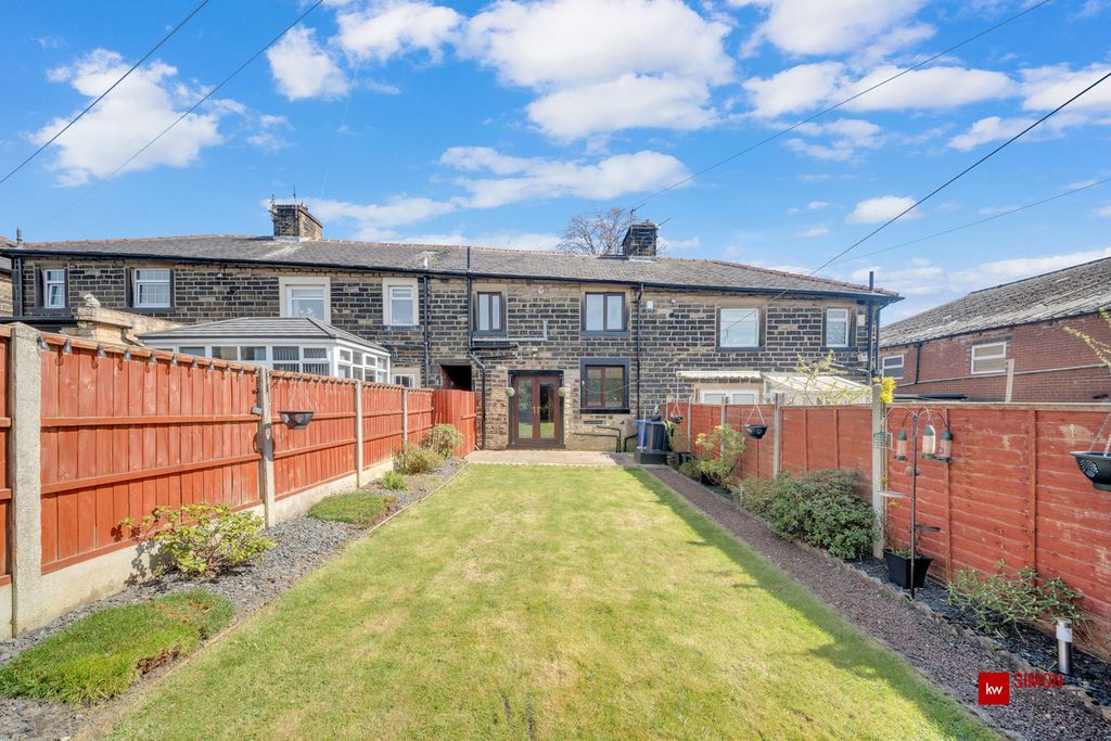 Property photo 2 of 21