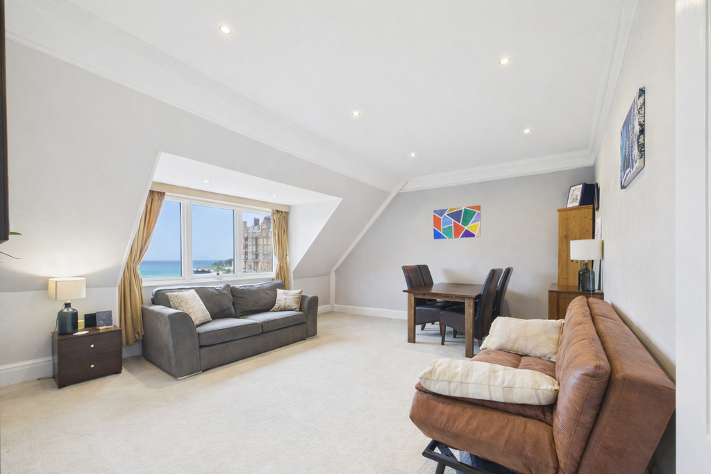 Property photo 3 of 25