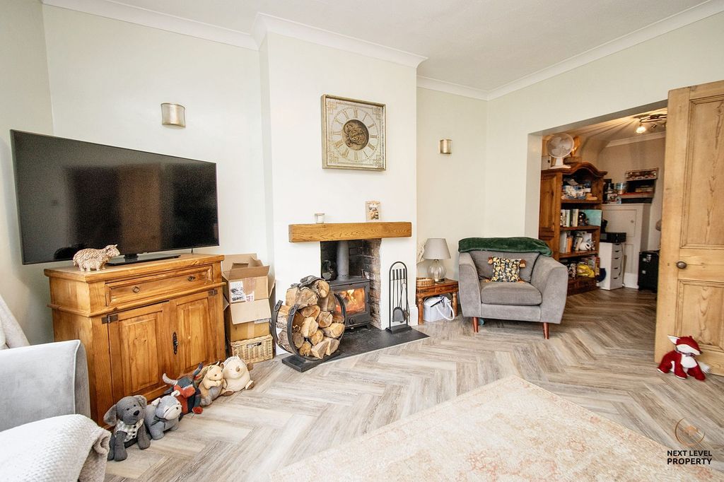 Property photo 2 of 24