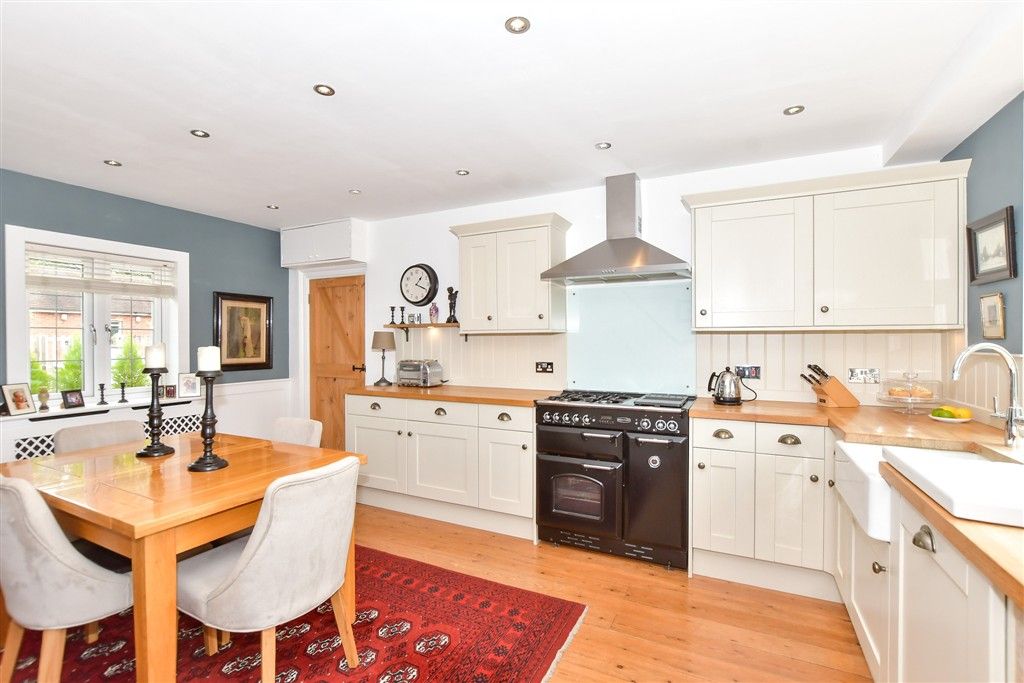 Property photo 3 of 15 Kitchen/Diner