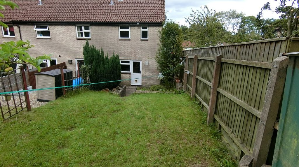 Property photo 3 of 10