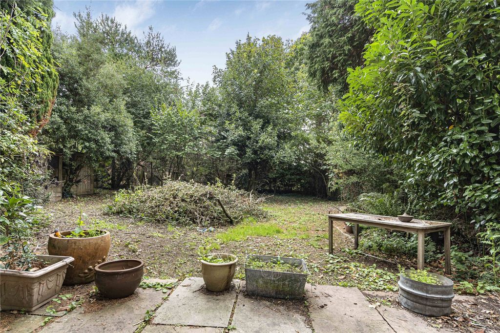 Property photo 2 of 25 Picture No. 01