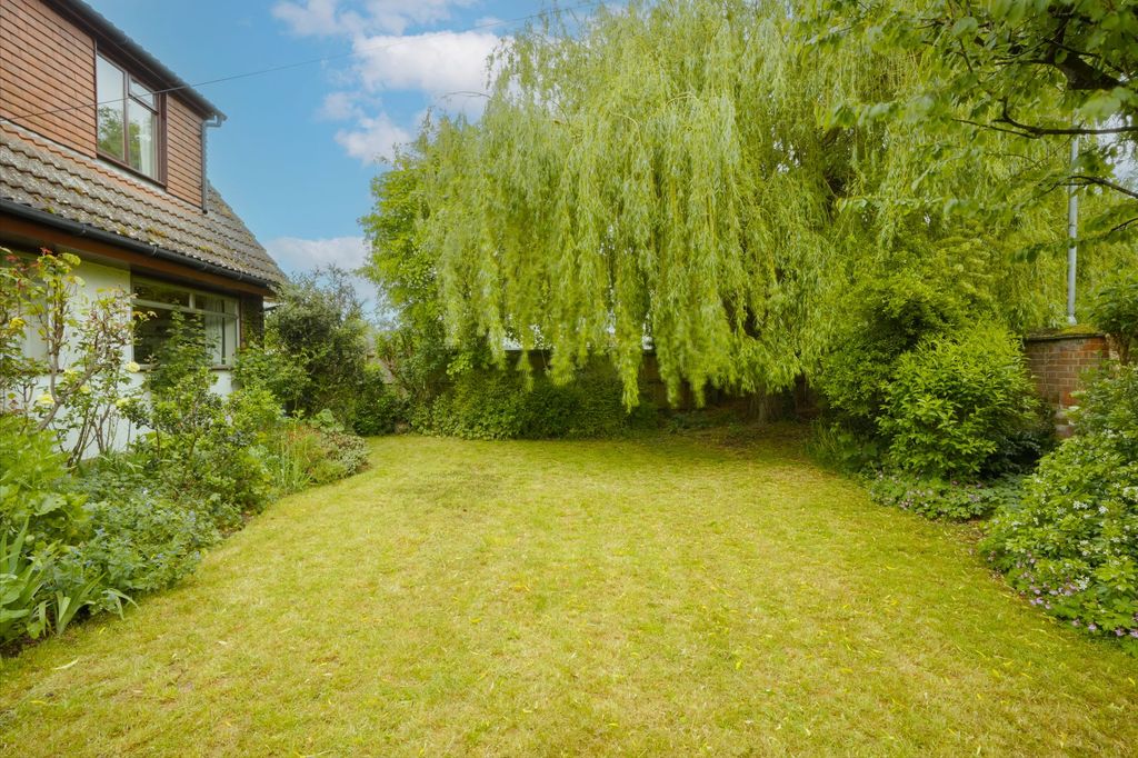 Property photo 2 of 25