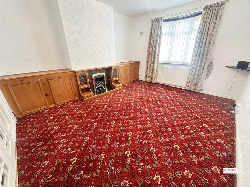 Property photo 3 of 22 Picture No. 02