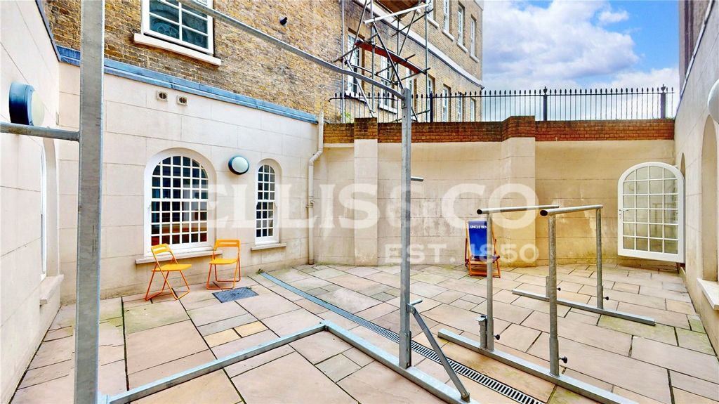 Property photo 3 of 18 Picture No. 42