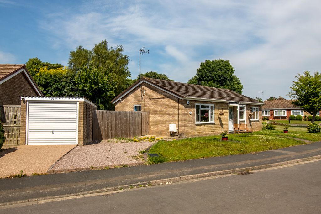 Property photo 1 of 15