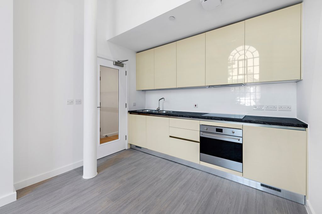 Property photo 2 of 11 Dsc_9639