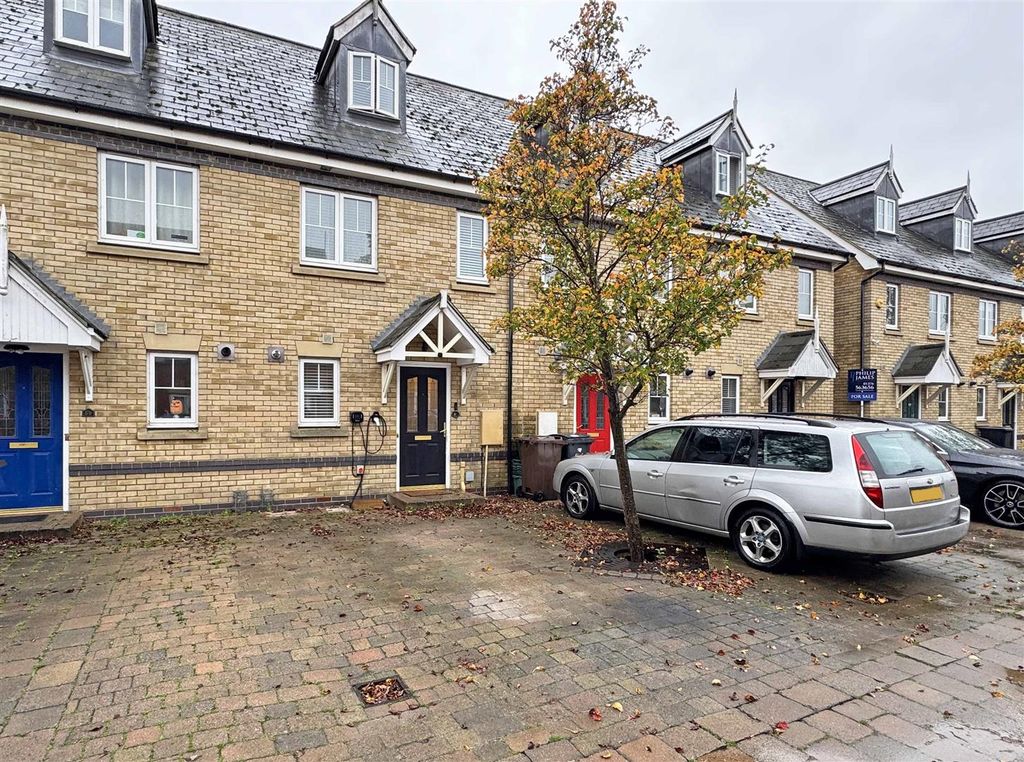 Property photo 1 of 24 Front.Jpg