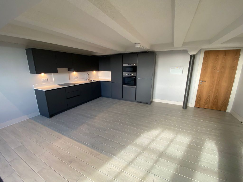 Property photo 1 of 7 1. Kitchen Area