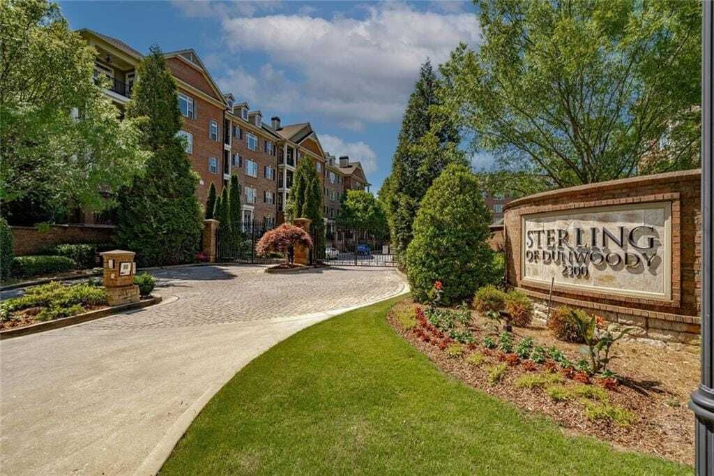 Property photo 1 of 31