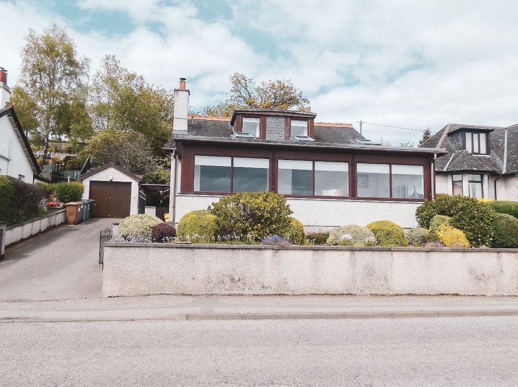 Property photo 1 of 41
