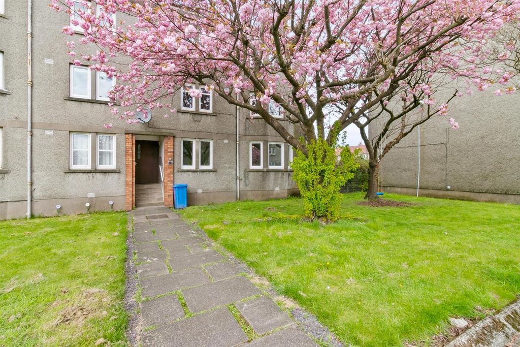 Additional image 19 of 2 bed flat for saleEastfield Crescent Dumbarton G82