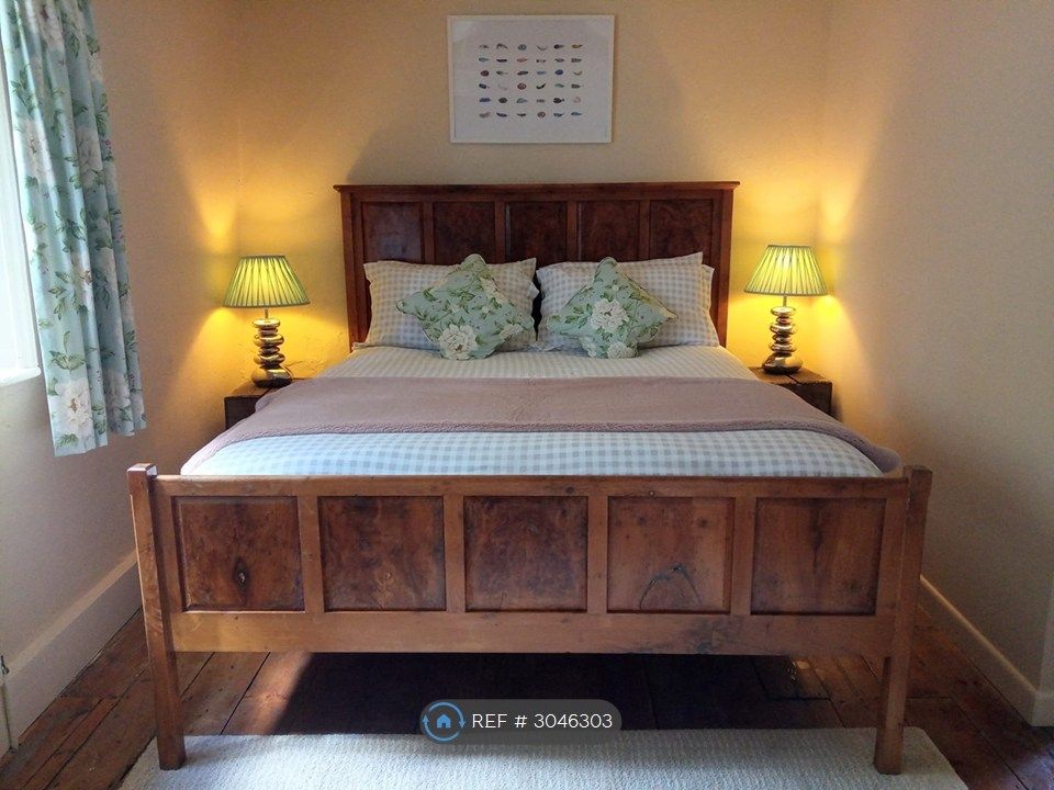 Property photo 1 of 7 Double Bedroom (1st Floor)
