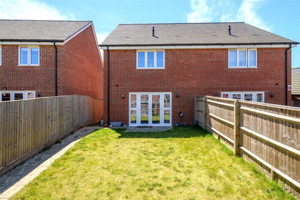 Property photo 2 of 14 Picture No. 07