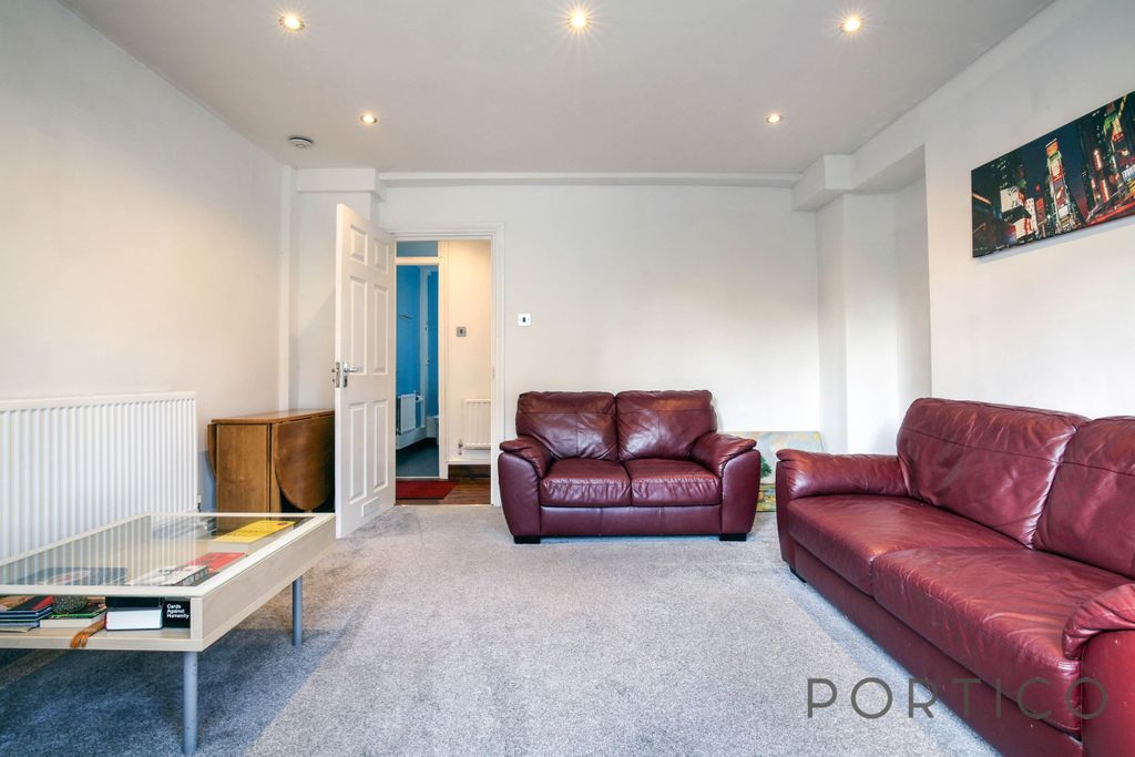 Property photo 1 of 10 1