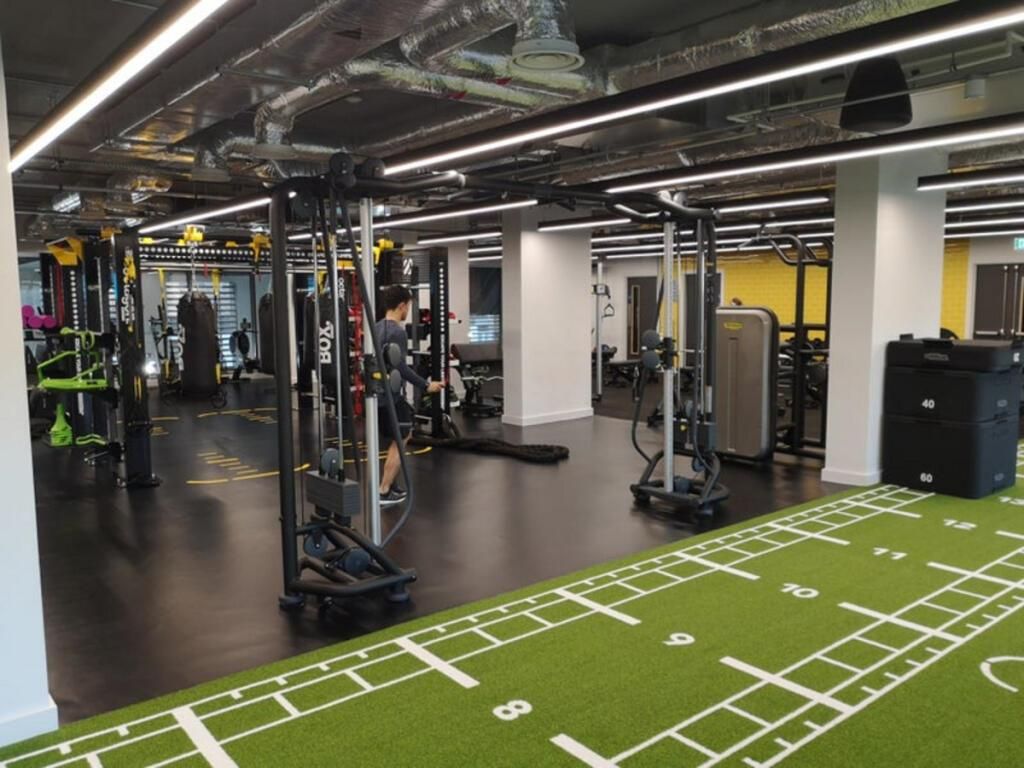 Property photo 2 of 18